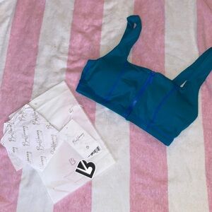NWT SZ M DIVE SPORTS BRA